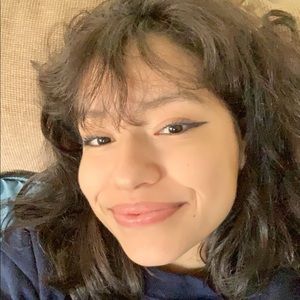 Meet your Posher, Alexandra